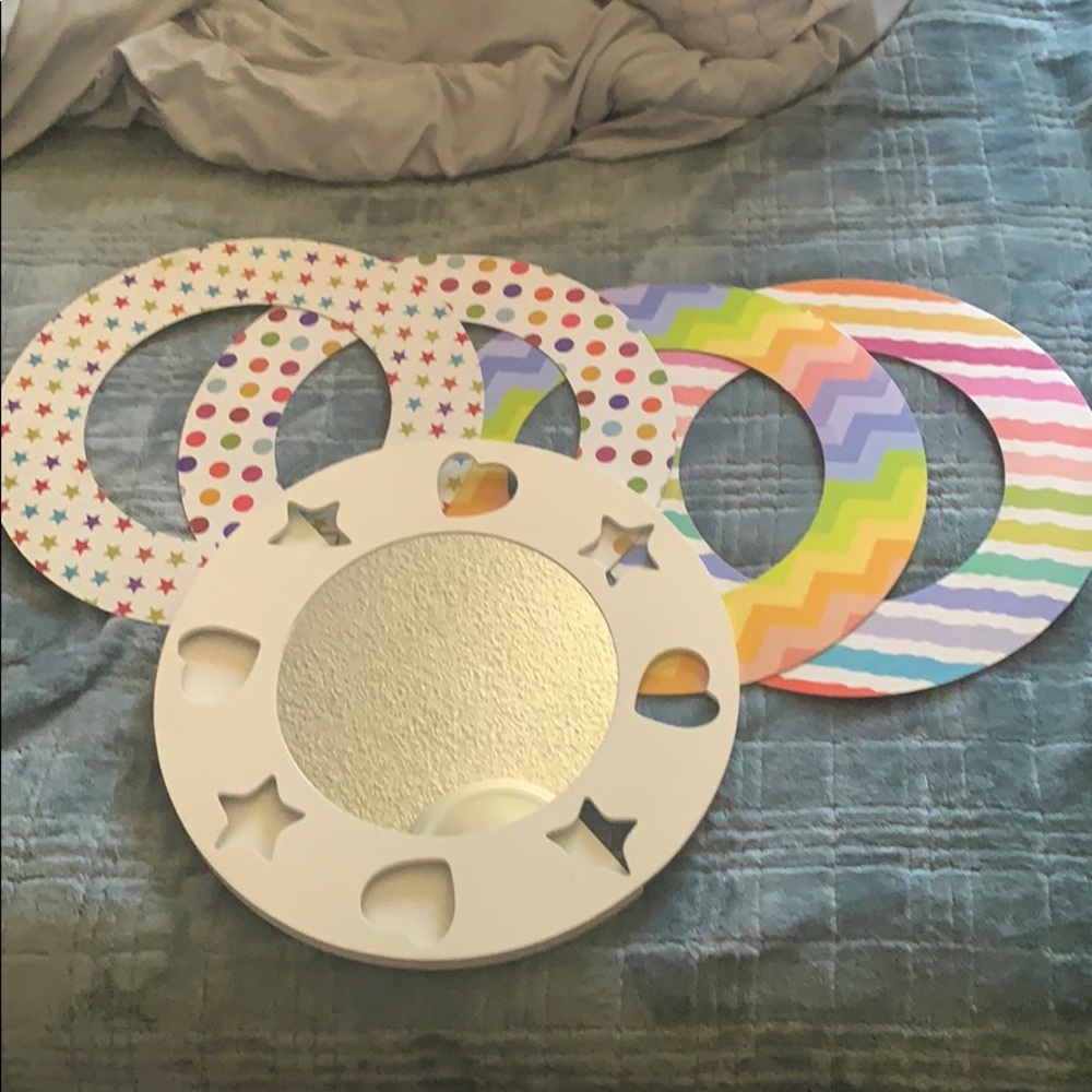 Mirror with changing frames!!!